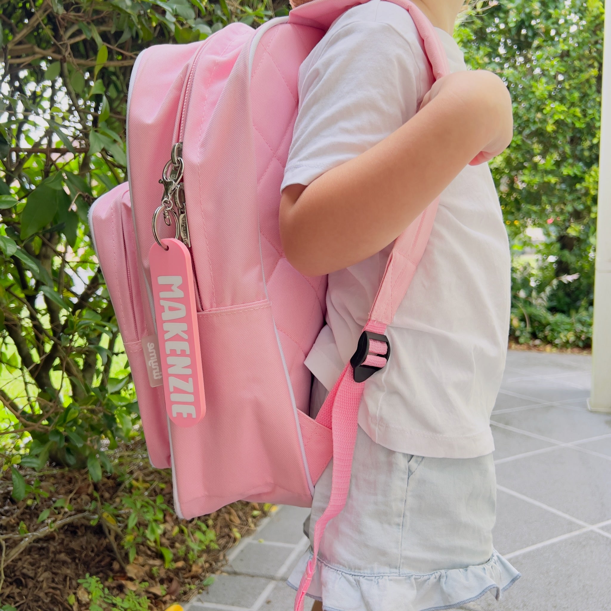 School online bag tag